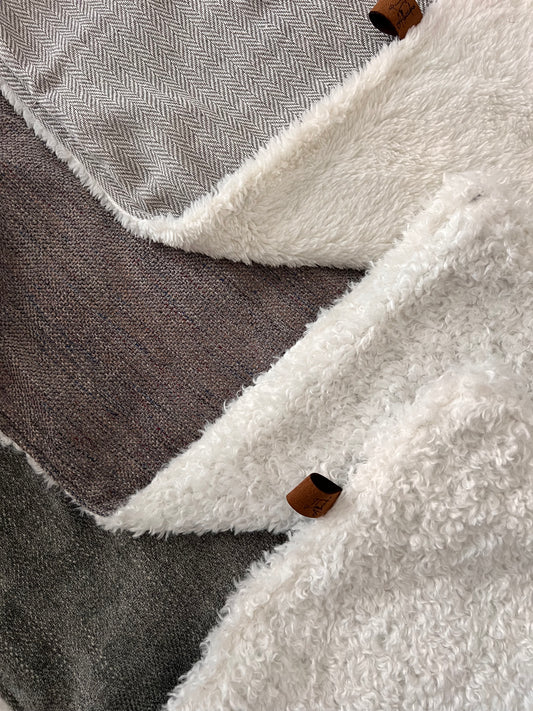 Blankets and Cushions V&W